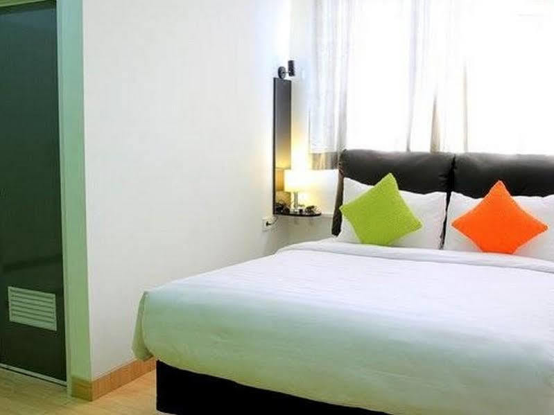 วาวโฮเต็ล Hotel จาการ์ตา ภายนอก รูปภาพ